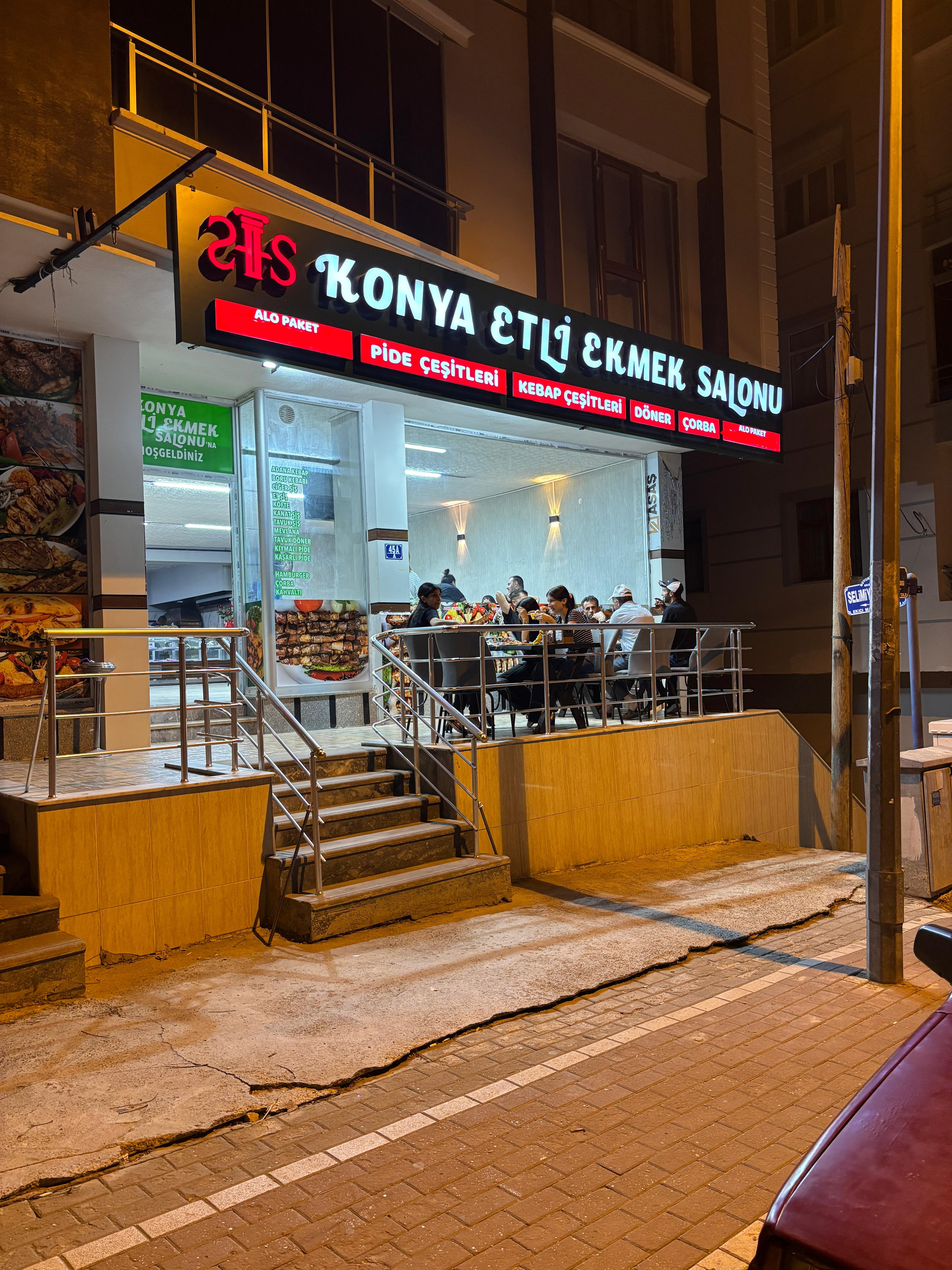 Konya Etli Ekmek Salonu